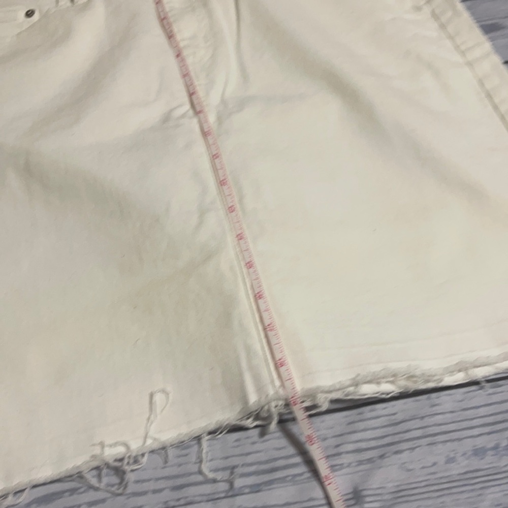 J Crew White Denim Skirt with Raw Hem size 32 - Picture 5 of 9